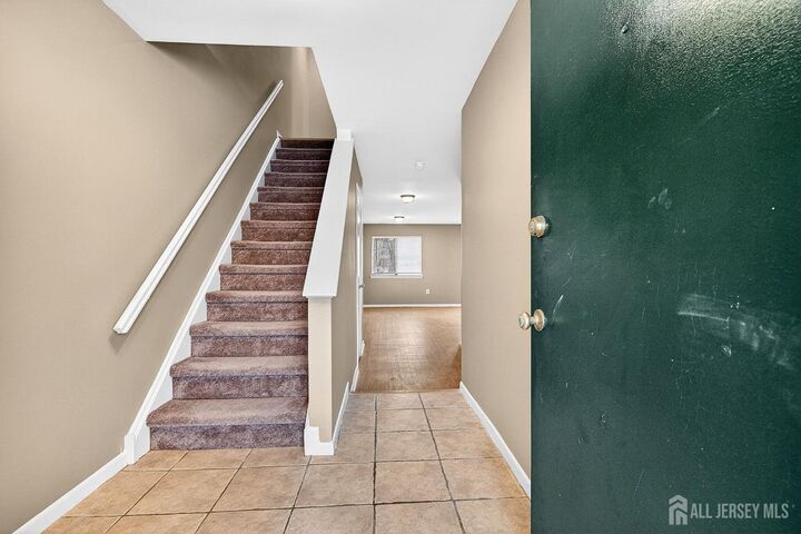 Property Photo:  70 Hampshire Drive  NJ 08536 