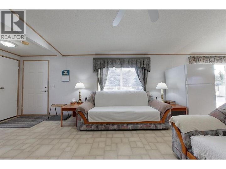 Property Photo: 2404 28th Street BC V0B 1G2