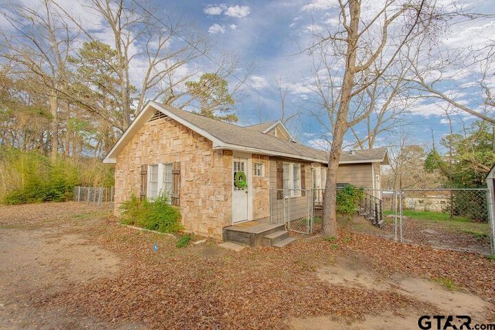 Property Photo:  508 N Tyler St  TX 75755 