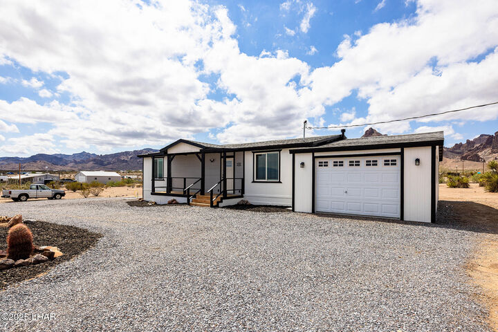 Property Photo:  2789 S Naco Rd  AZ 86413 