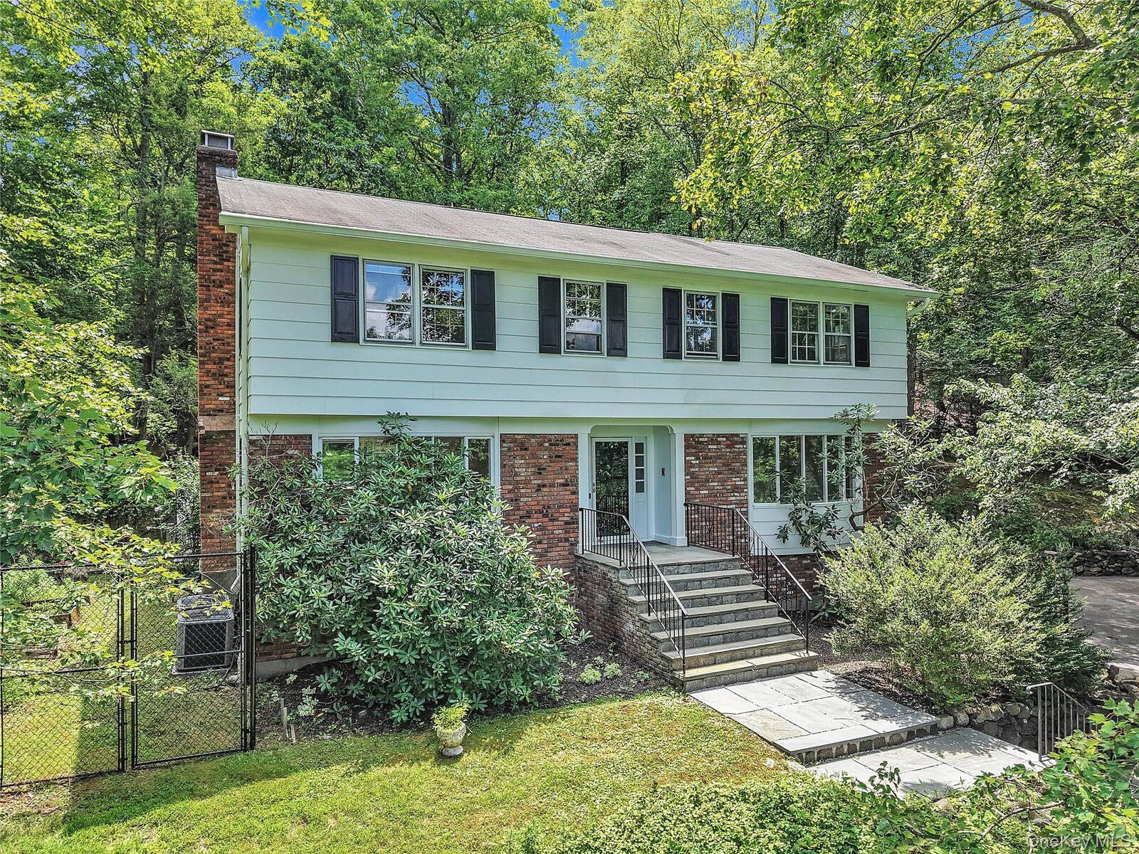 Property Photo:  3 Gilman Lane  NY 10567 