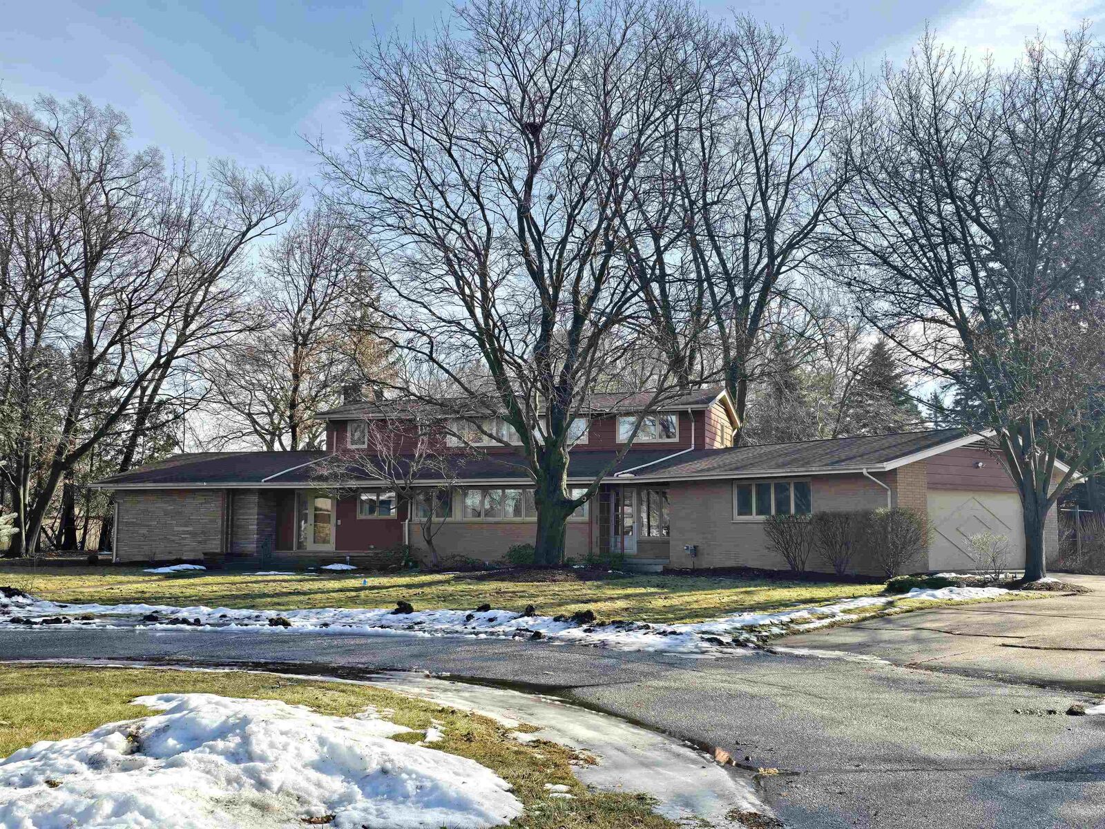 Property Photo: 1465 Seena Court MI 48732