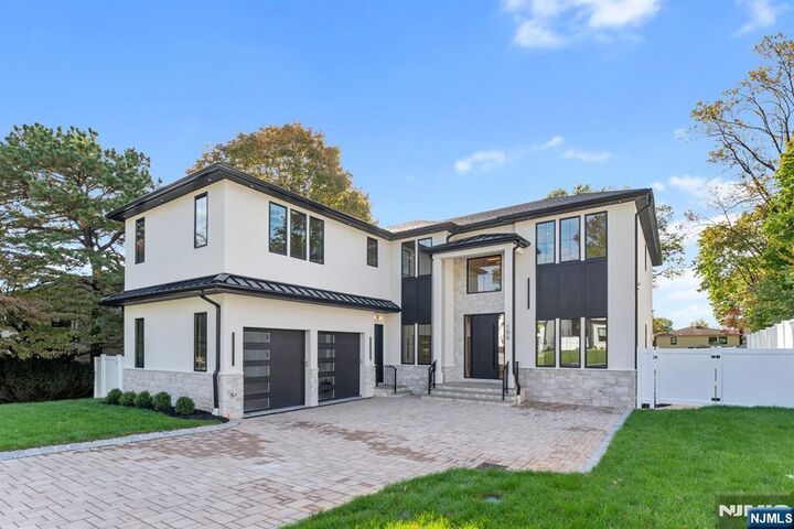 Property Photo:  156 Stuart Street  NJ 07652 