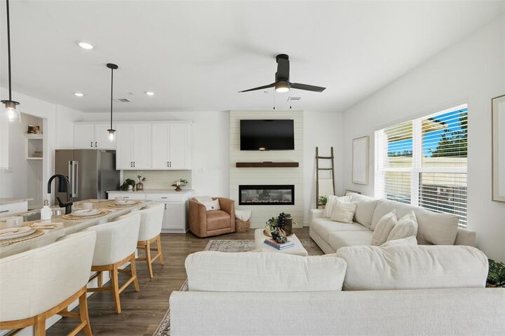 Property Photo:  1610 Governors Boulevard  TX 75032 