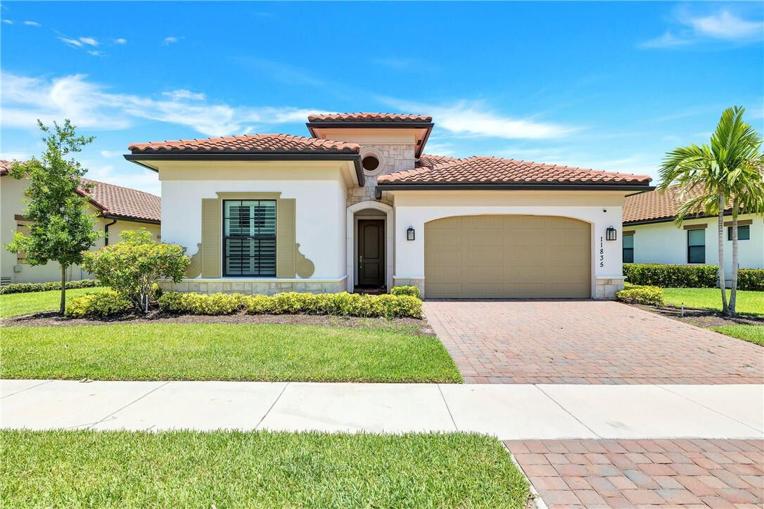 Property Photo:  11835 S Baypoint Circle  FL 33076 