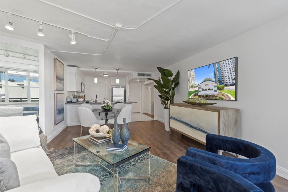 Property Photo:  301 N Ocean Boulevard 402  FL 33062 