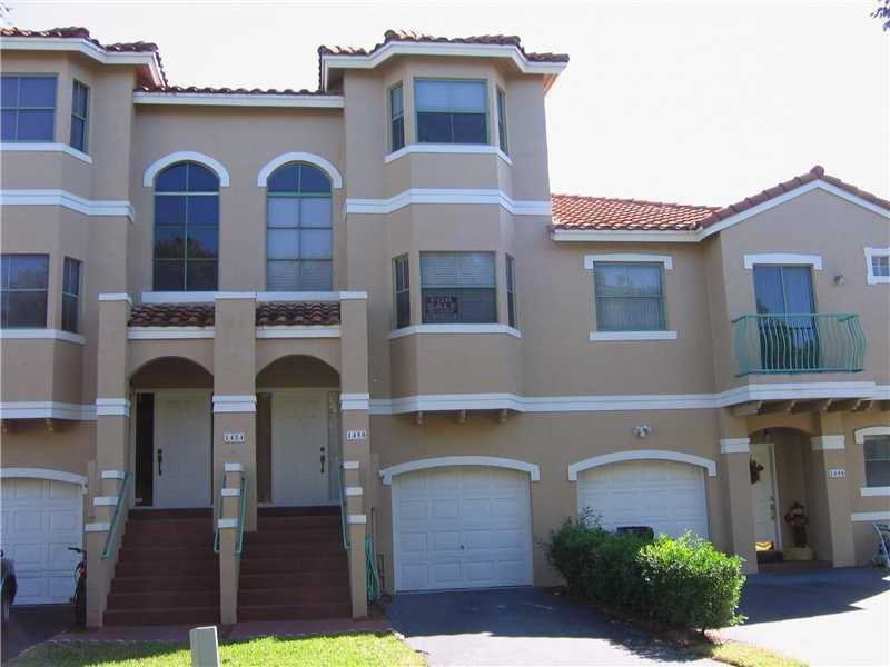 Property Photo:  1450 NW 126th Lane 1450  FL 33323 