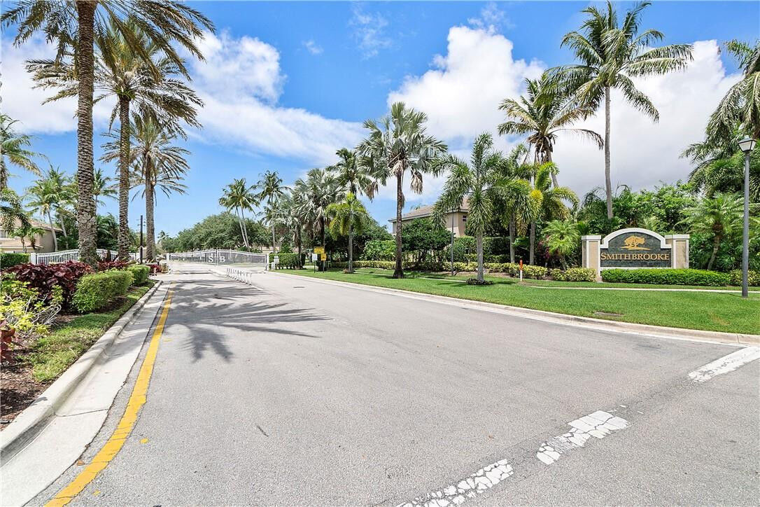 Property Photo:  6940 Crooked Fence Drive 6940  FL 33467 