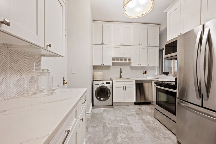 Property Photo: 470 Park Avenue 3D NY 10022