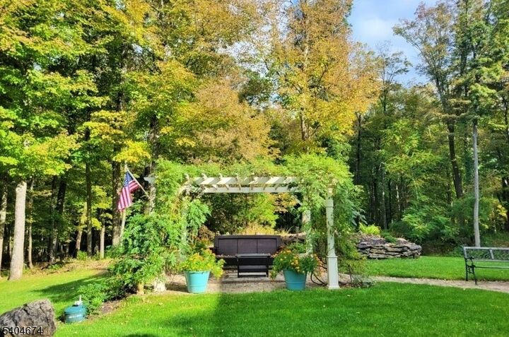 Property Photo:  11 Walnut Trl  NJ 07860 