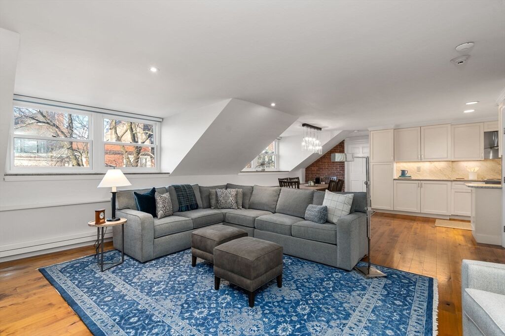 Property Photo: 40-42 Mount Vernon St 5A MA 02108