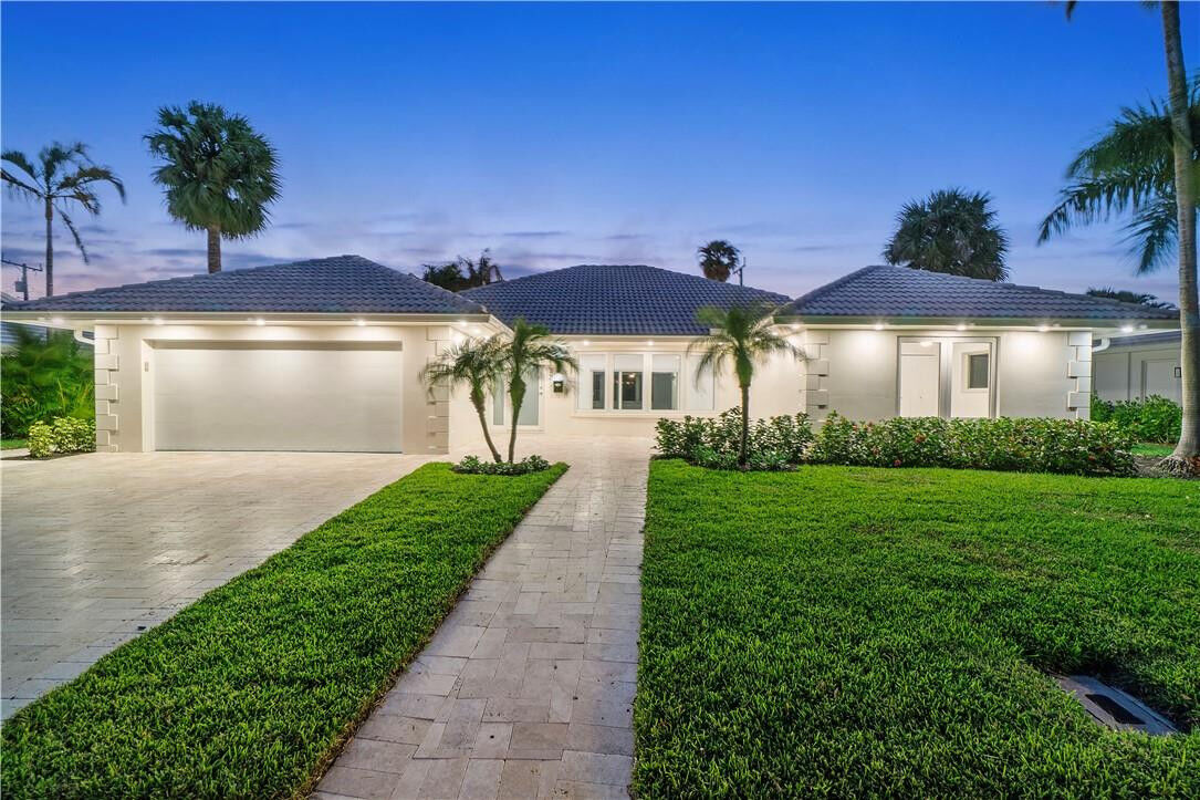 Property Photo:  1321 SW Mulberry Way  FL 33486 