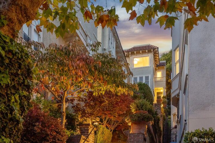 Property Photo:  2888 Jackson Street  CA 94115 