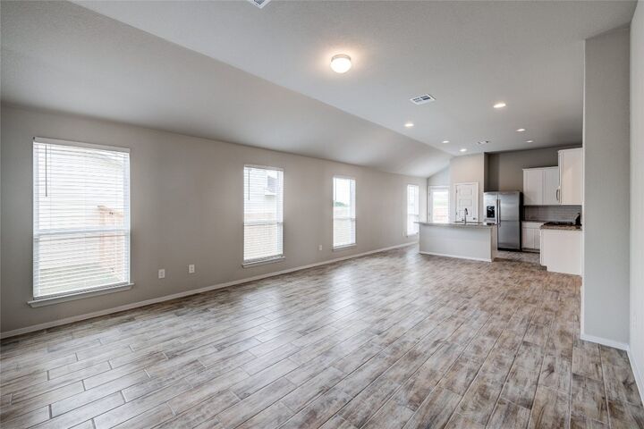 Property Photo:  120 Lyndon Drive  TX 78666 