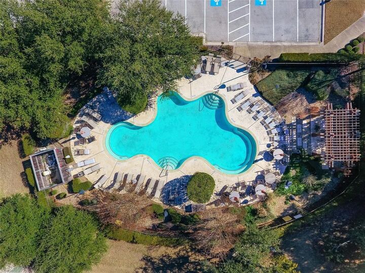 Property Photo:  7800 Southwest Pkwy Parkway 2020  TX 78735 