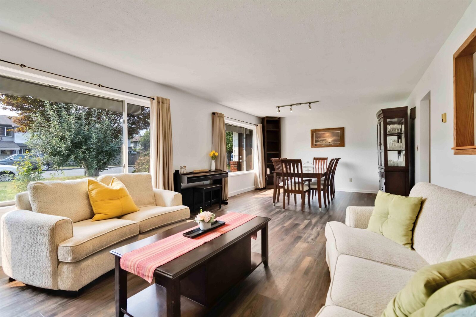 Photo de la propriété:  9220 Coote Street  BC V2P 6B5 