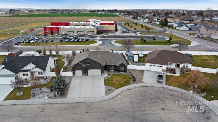Property Photo:  921 Ballard Ln.  ID 83341 