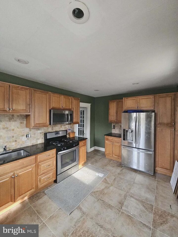 Property Photo: 144 W Elm Street PA 19607