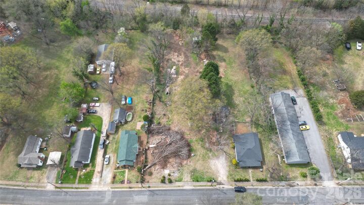 Property Photo:  2052 College Avenue N  NC 28658 