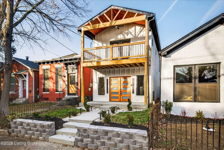 Property Photo:  823 Chestnut St  KY 40204 