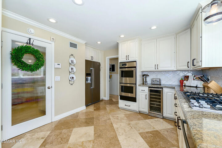 Property Photo:  3021 Palo Verde Circle  CA 93012 