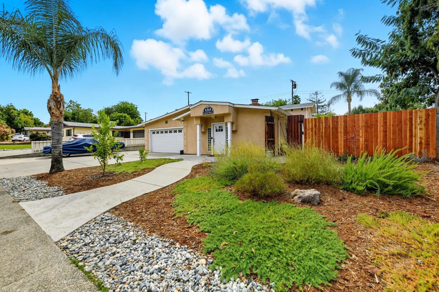 Property Photo:  5343 Maui Way  CA 95628 