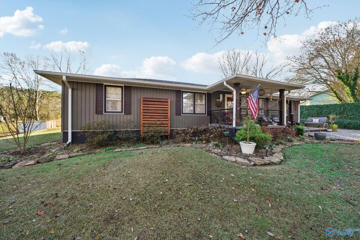 Property Photo:  1632 Jackson Street SW  AL 35055 