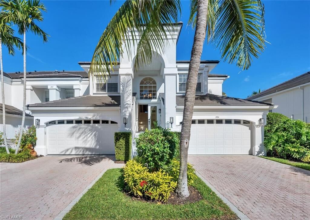 Property Photo:  1717 Gulfstar Dr S 204  FL 34112 