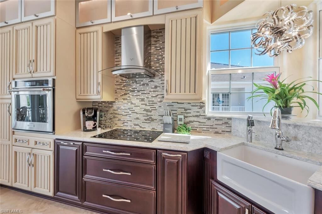 Property Photo:  1717 Gulfstar Dr S 204  FL 34112 