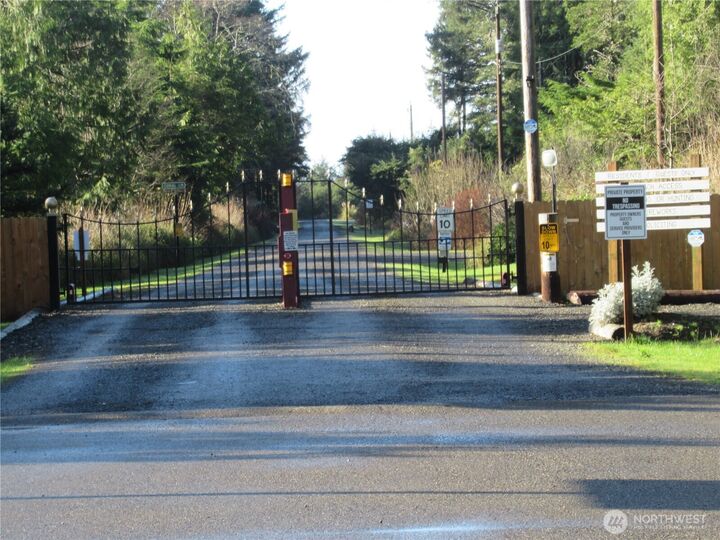 Property Photo:  107  Dolphin Lane  WA 98535 