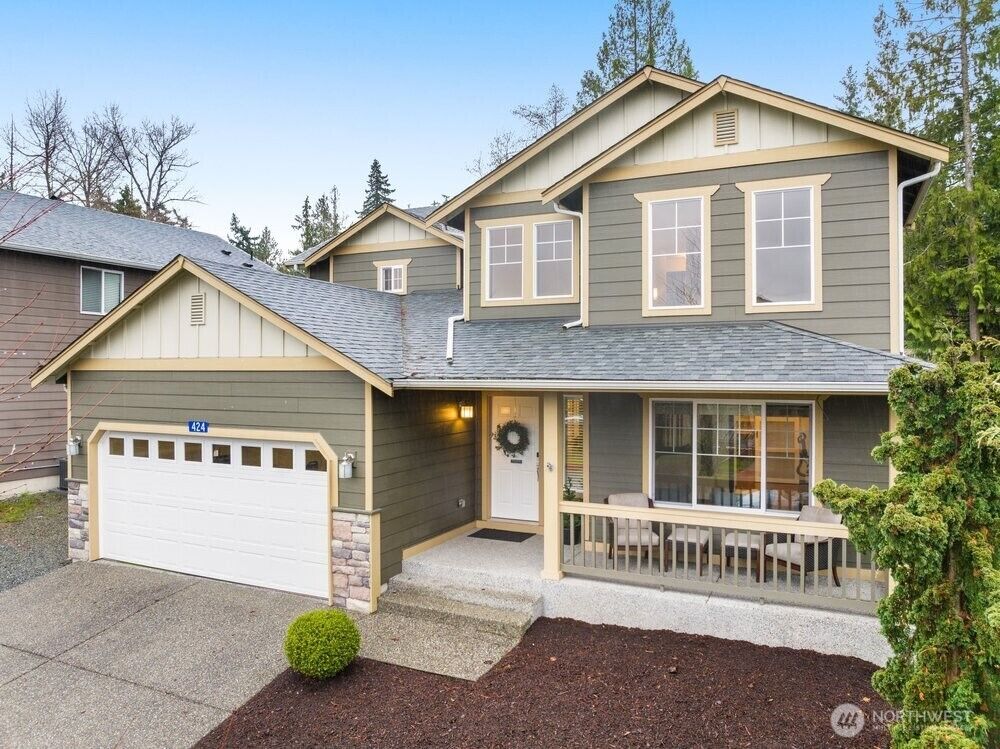 Property Photo: 424 Barry Loop WA 98274