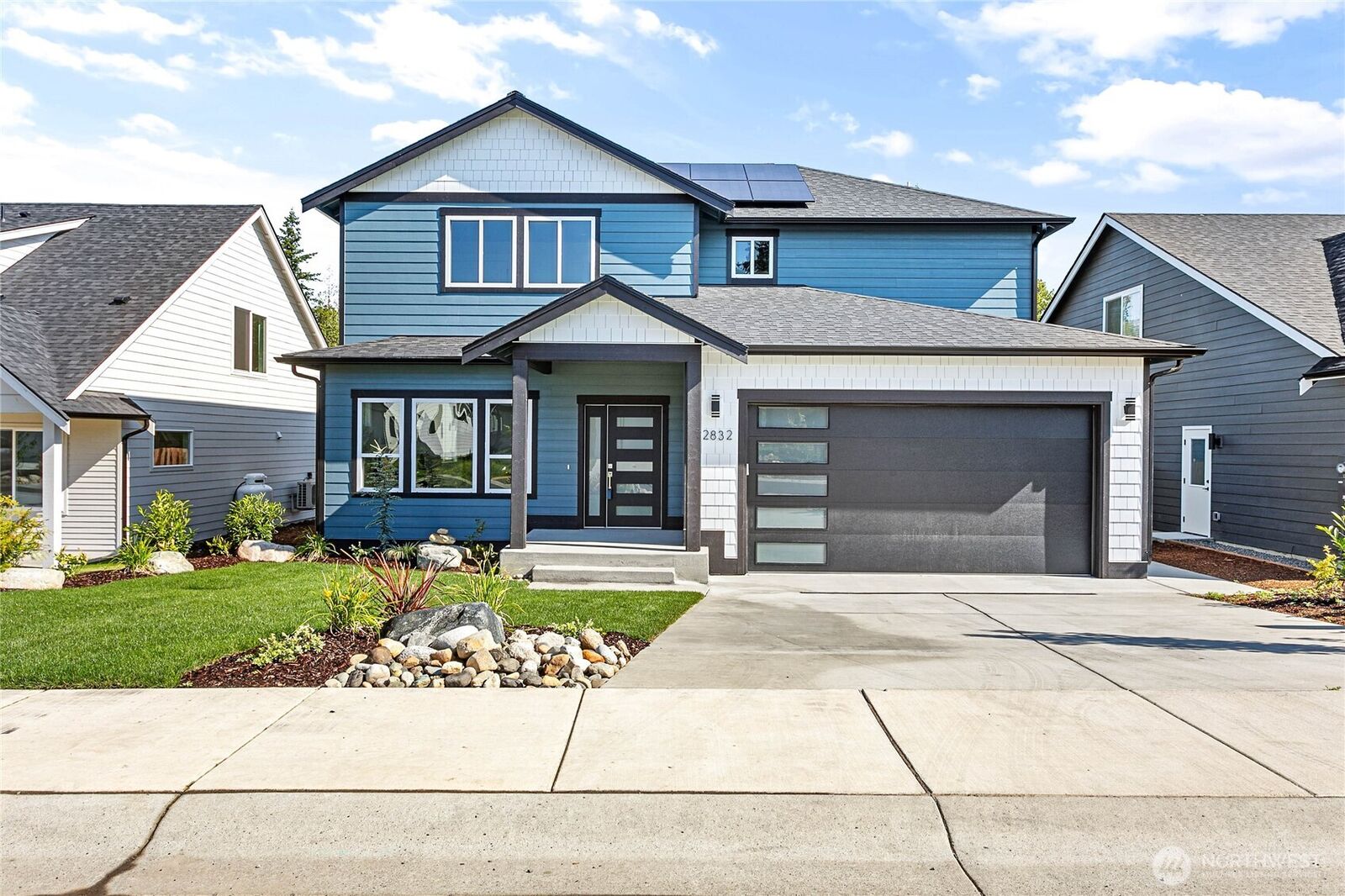 Property Photo:  2832  Hazelwood Drive  WA 98230 