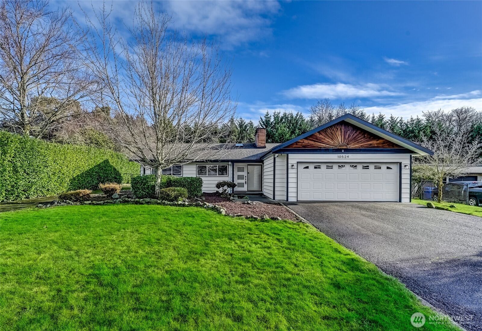 Property Photo: 10524 43rd Street Ct E WA 98372