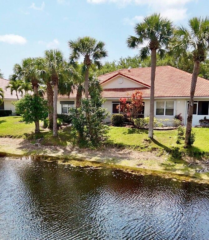 Property Photo:  5061 S La Sedona Circle 5061  FL 33484 