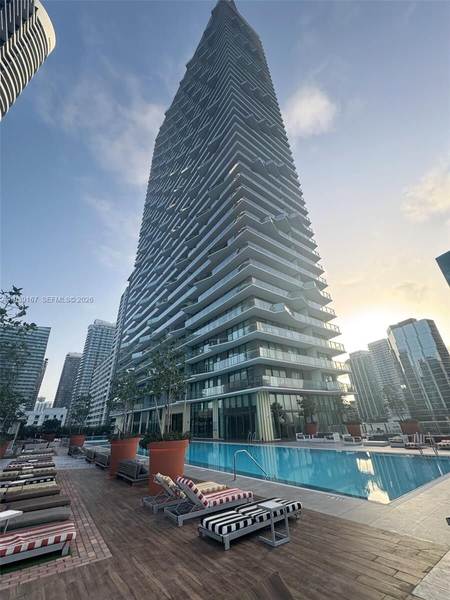 Property Photo:  1300 S Miami Ave 2808  FL 33130 