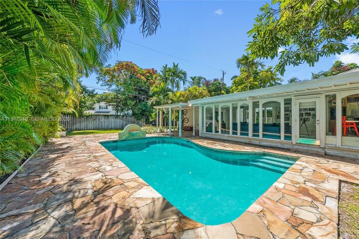 Property Photo:  4255 Lennox Dr  FL 33133 