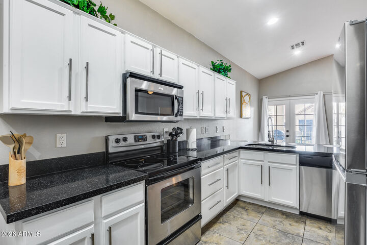 Property Photo:  3252 E Fremont Road  AZ 85042 