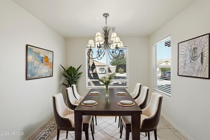 Property Photo:  2033 W Vineyard Plains Drive  AZ 85144 