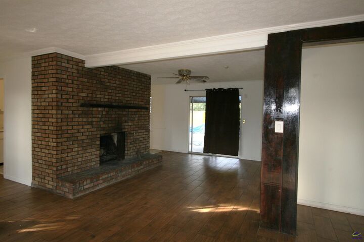 Property Photo:  203 Gawin Drive  GA 31093 