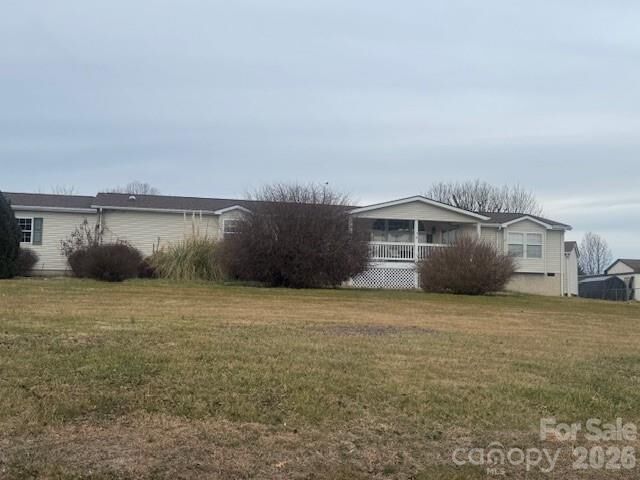 Property Photo:  4 English Oaks Drive  NC 28715 