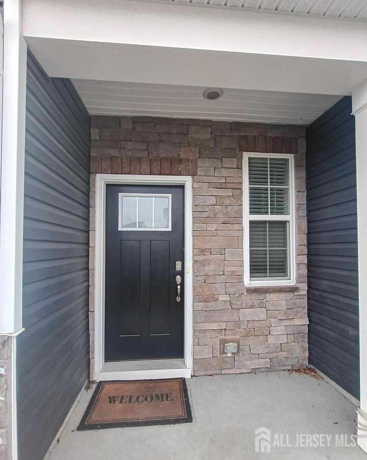 Property Photo:  25 Elliot Lane  NJ 08060 