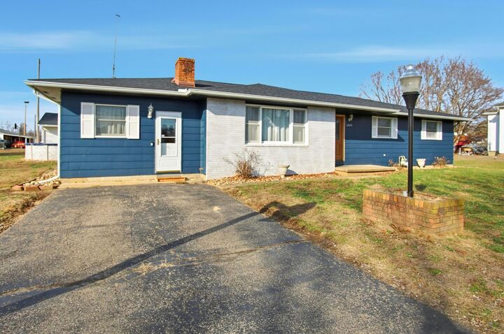 Property Photo: 12475 2nd Avenue OH 43842