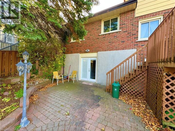 Property Photo:  86 Devonglen Drive  ON N2E 2C5 