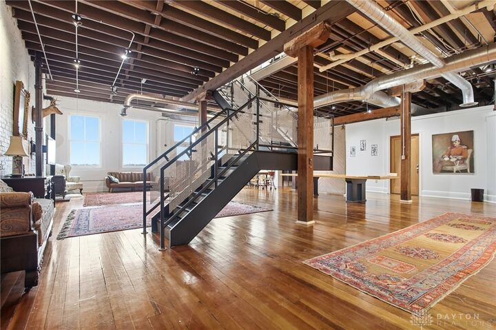 Property Photo:  38 W High Street 3B  OH 45502 