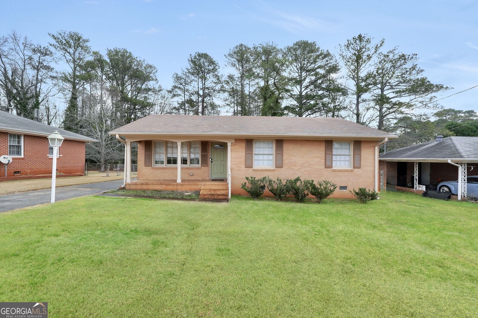 Property Photo:  410 Dora Street  GA 30223 