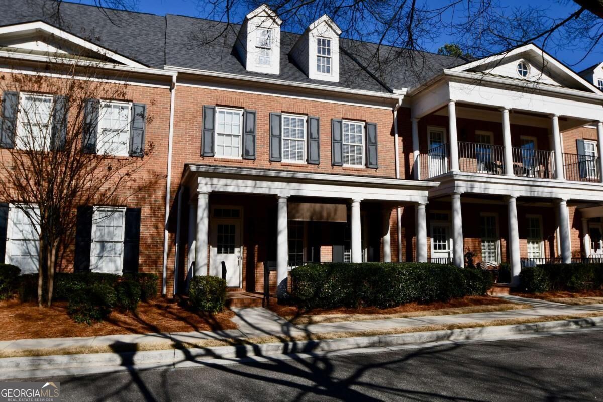 Property Photo: 100 Ansonborough Lane 403 GA 30605