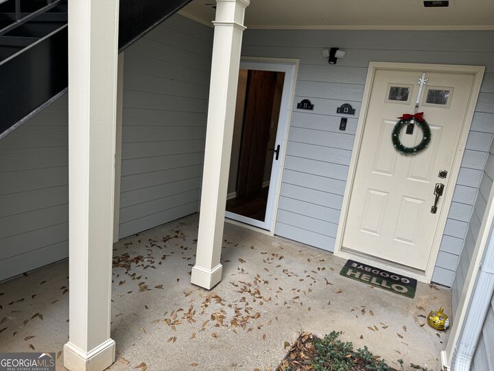 Property Photo: 11 Doranne Court SE GA 30080