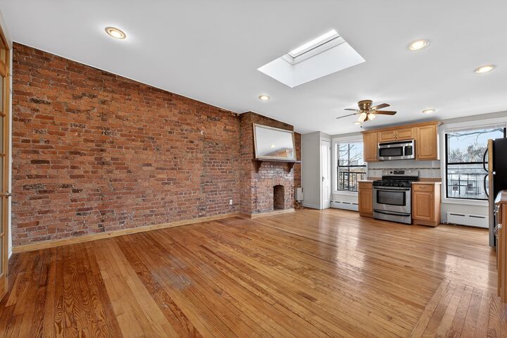 Property Photo:  216 Newark Ave 4  NJ 07302-2796 