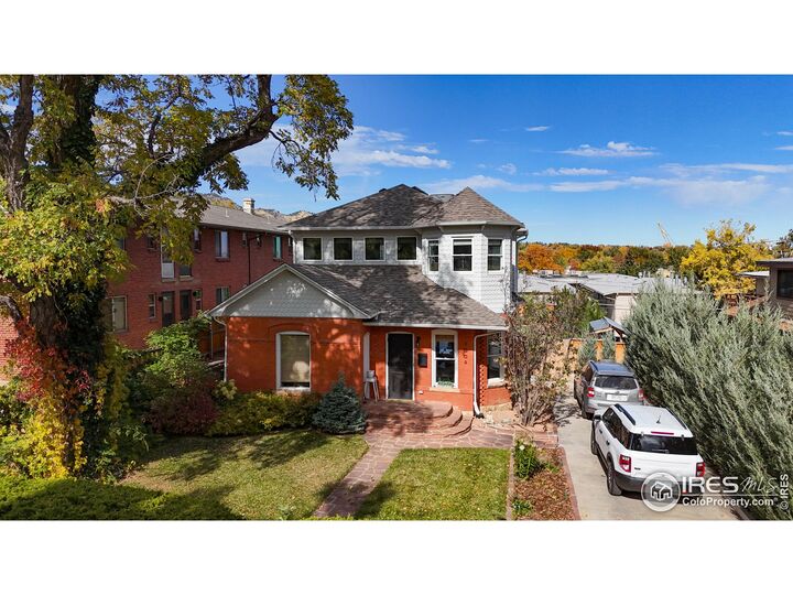 Property Photo:  1009 Portland Pl  CO 80304 