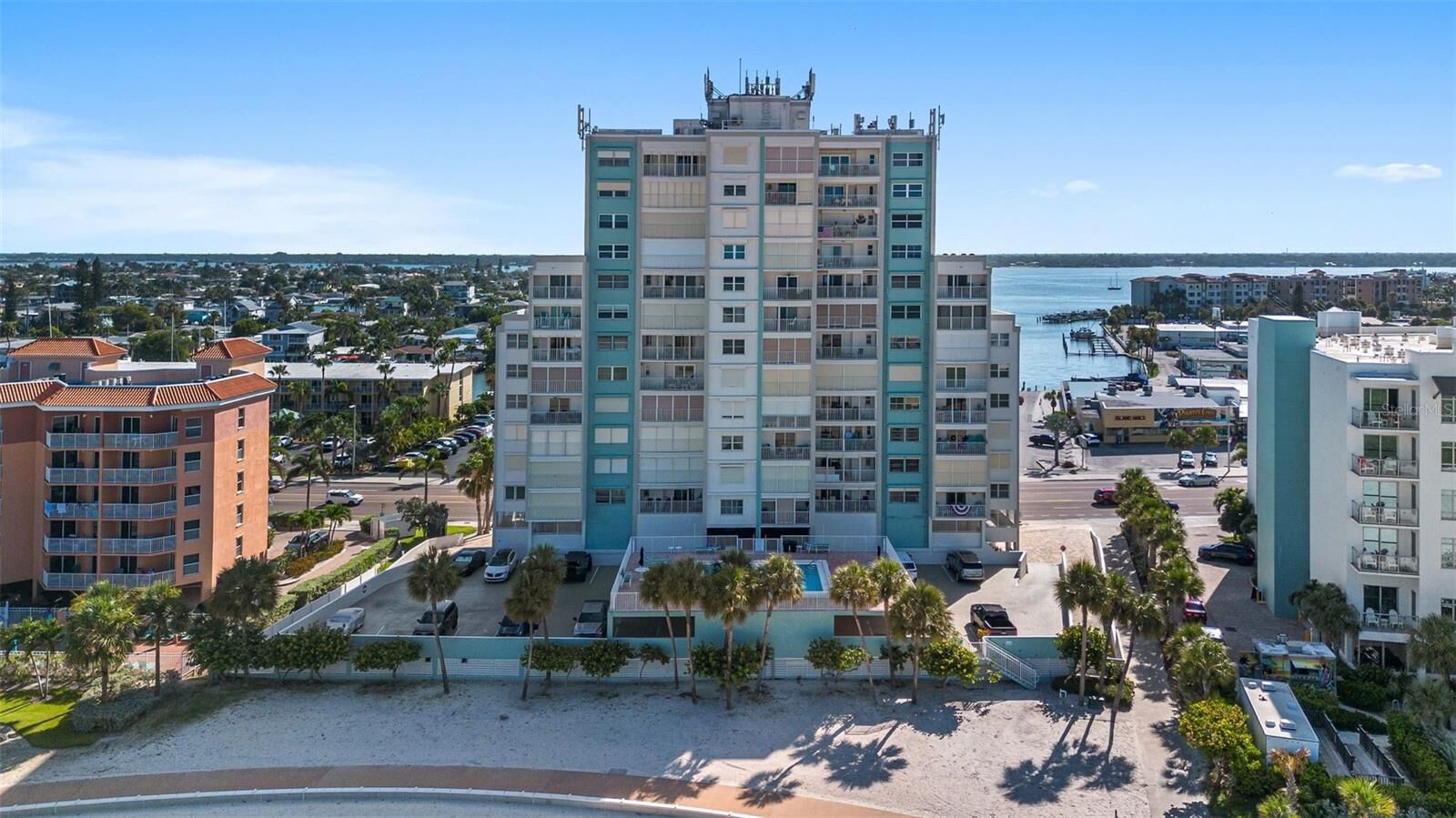 Property Photo:  11000 Gulf Boulevard 702  FL 33706 